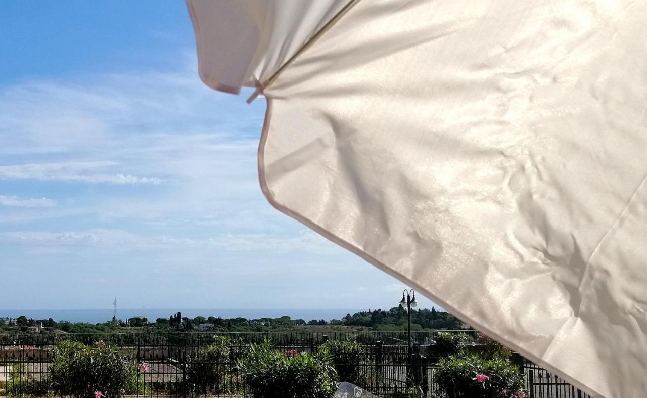 Belvedere House Hotel Civitanova Alta ภายนอก รูปภาพ
