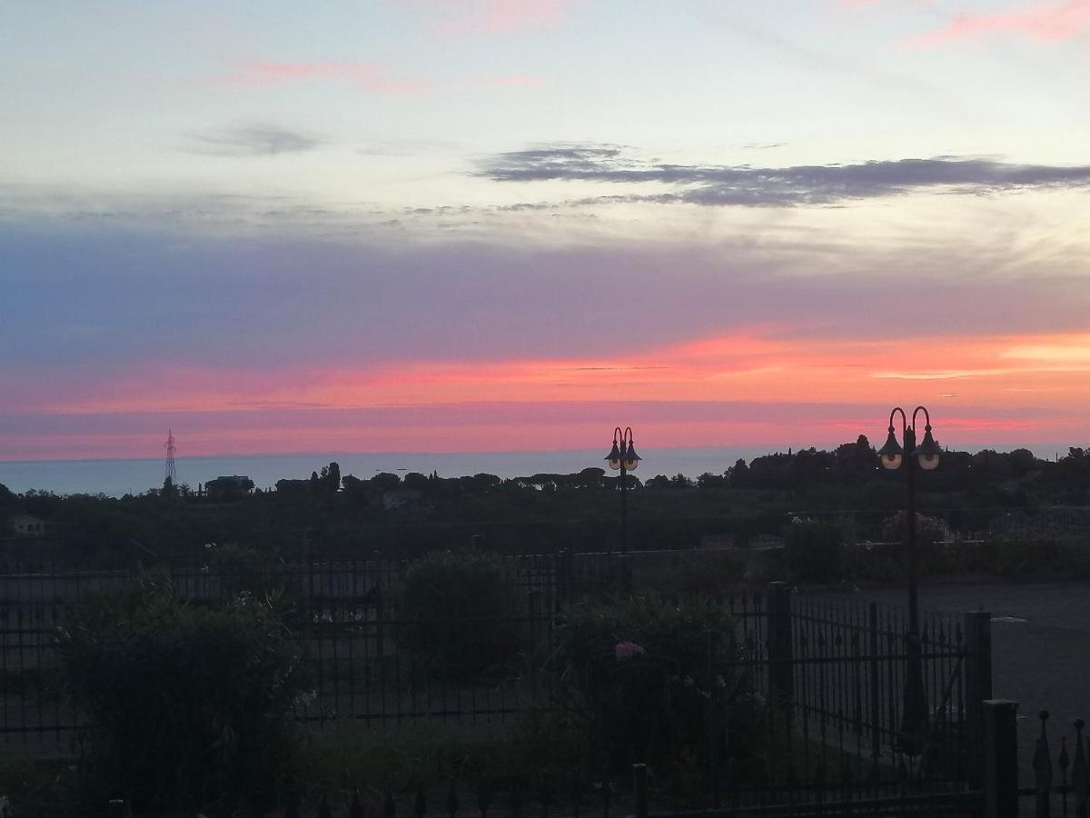 Belvedere House Hotel Civitanova Alta ภายนอก รูปภาพ